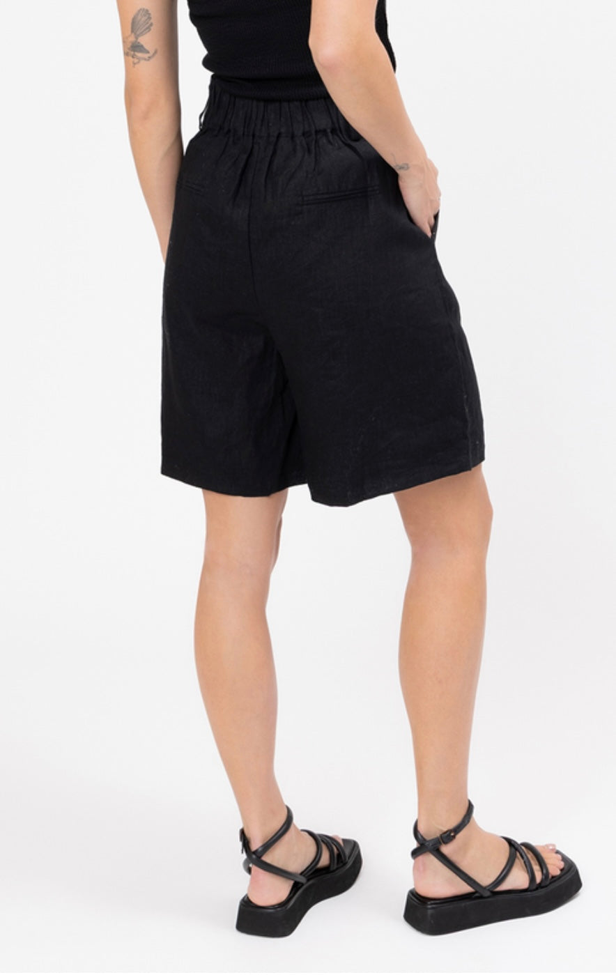 Bremuda Shorts - Black