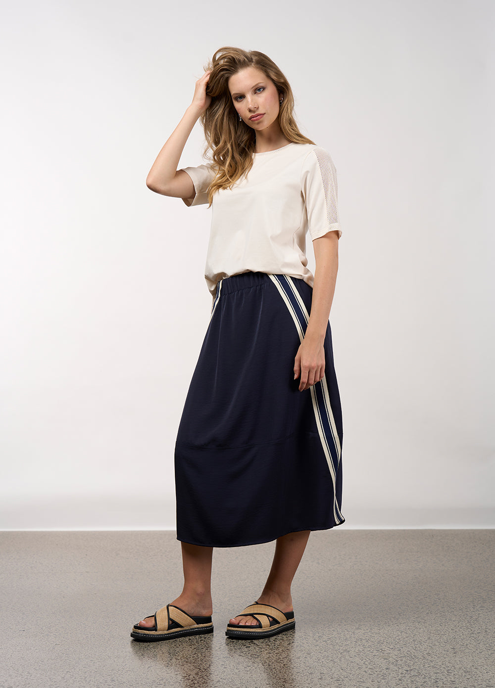Linear Skirt - Navy