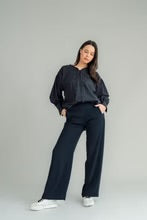 Mia Shirt - Dark Floral