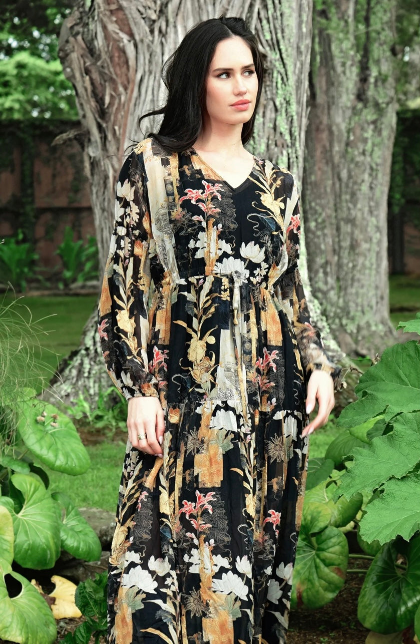 Artful Elegance Dress - Black/Gold