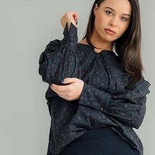 Mia Shirt - Dark Floral