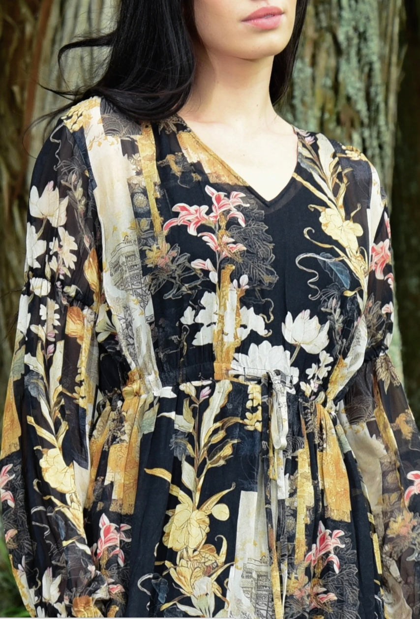 Artful Elegance Dress - Black/Gold
