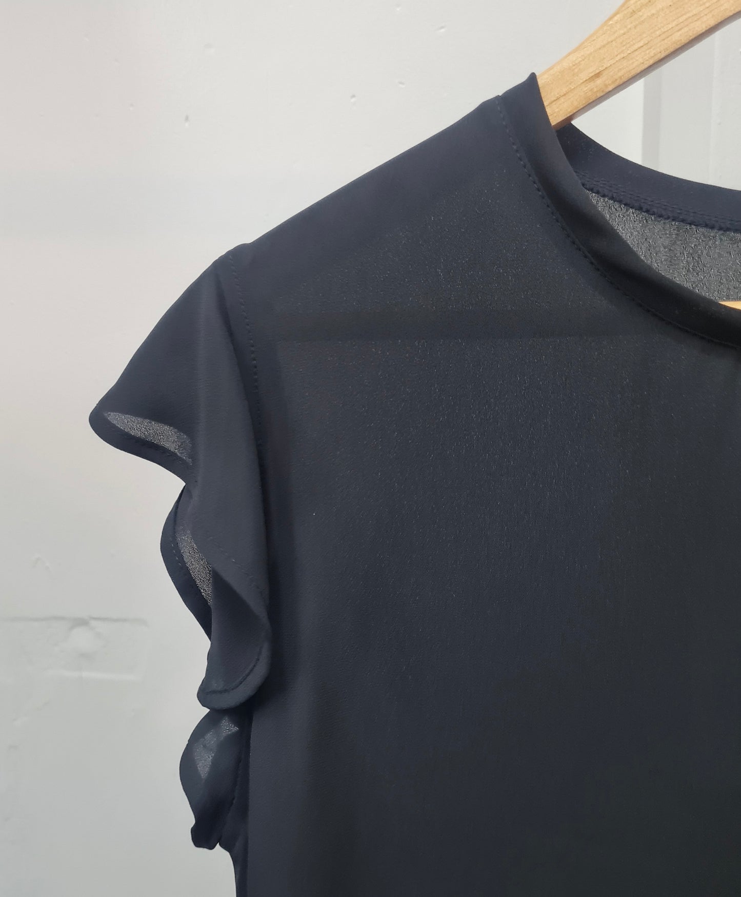 GOLDEN Flute Top - Black