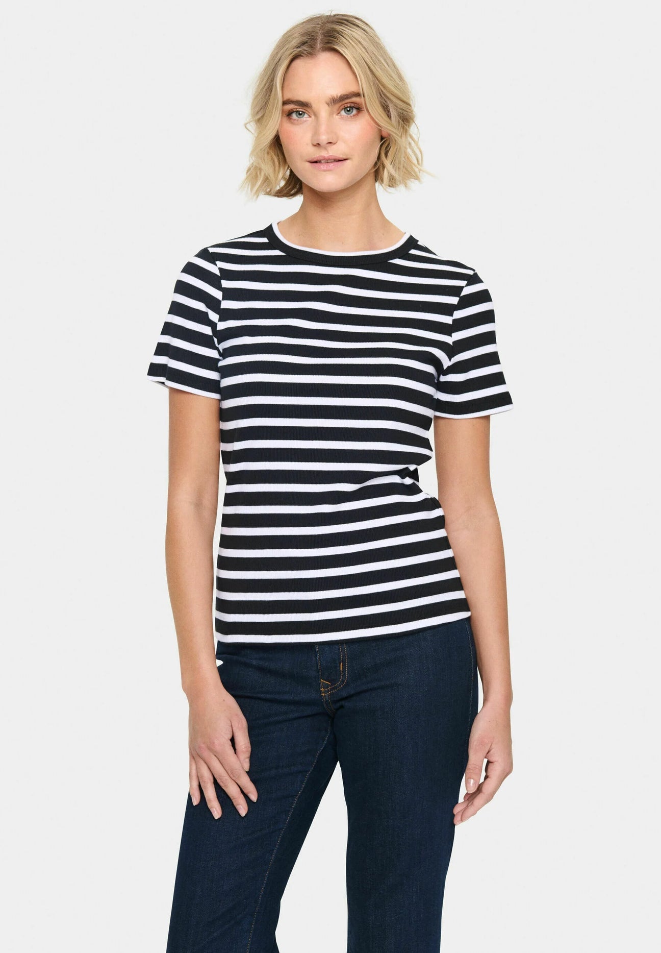 Aster Stripe T Shirt - Black/White