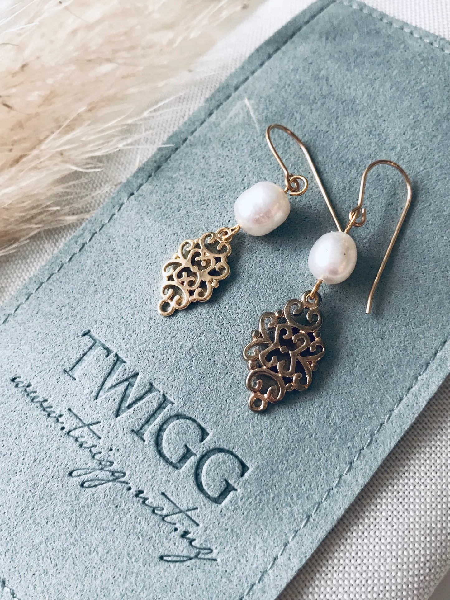 Tudor Pearl Filigree Diamond Drops