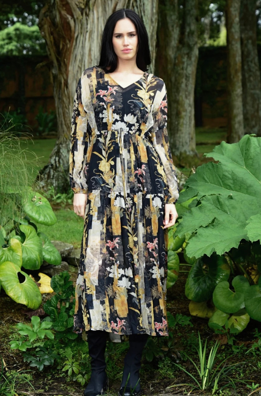 Artful Elegance Dress - Black/Gold