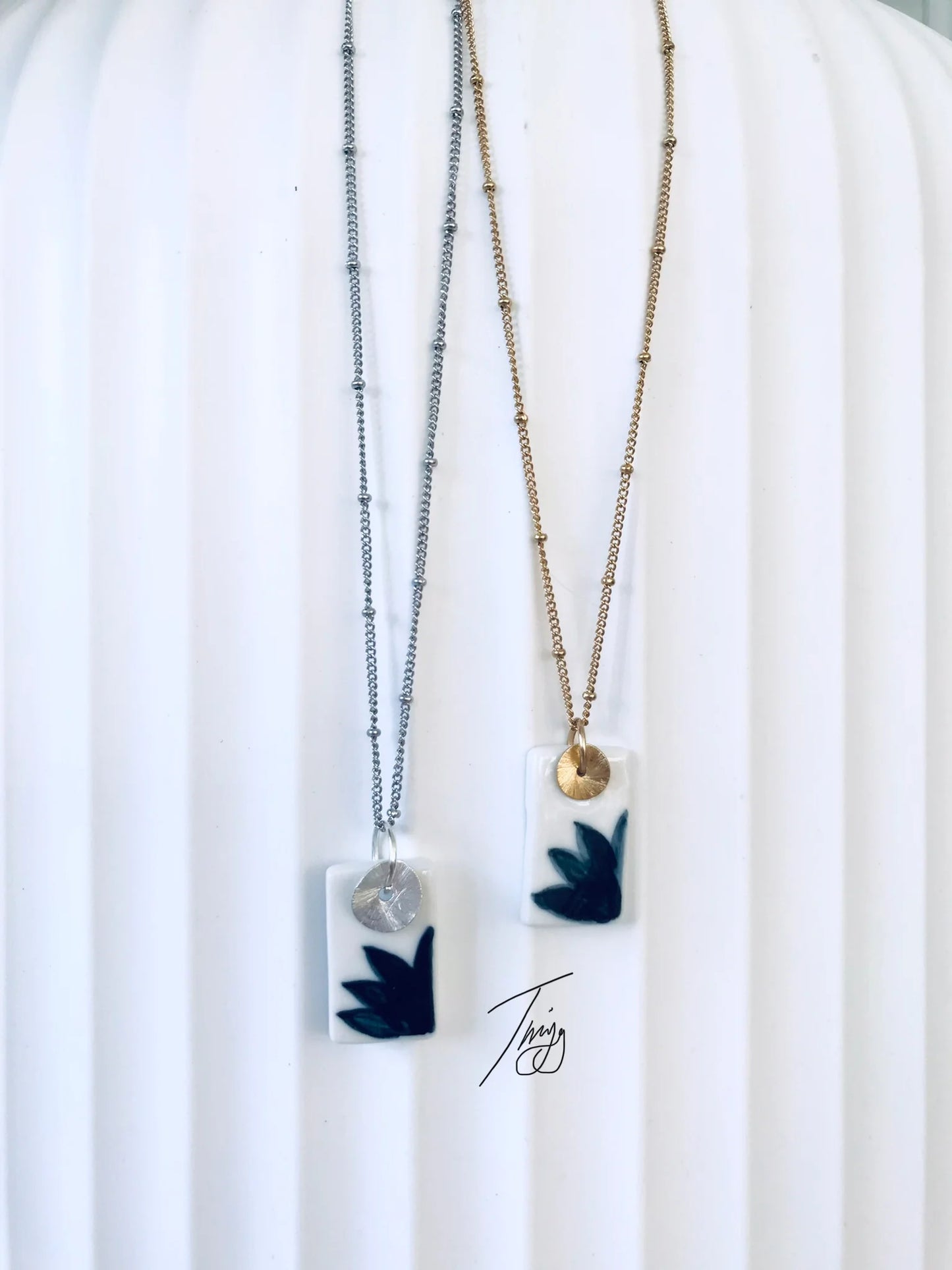 Whisper Ceramic Necklace - Gold