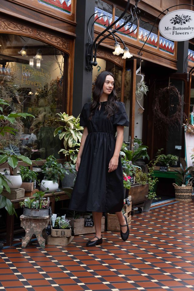 Java Dress - Black