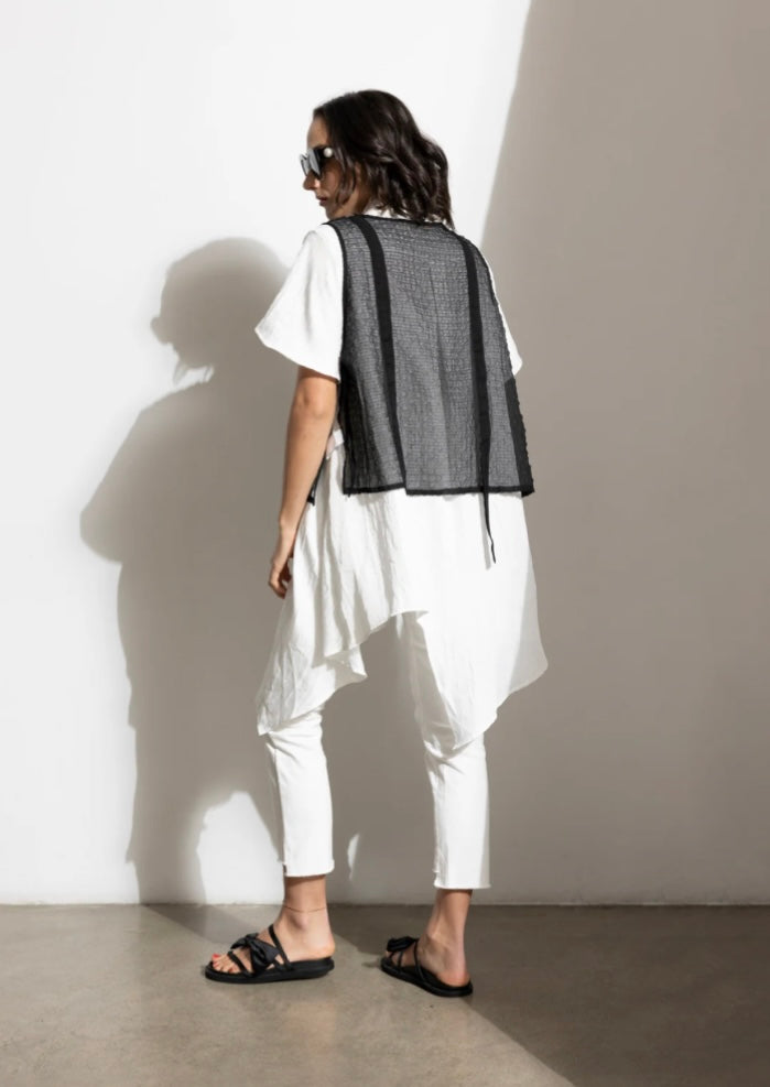 Tavian Vest - Black