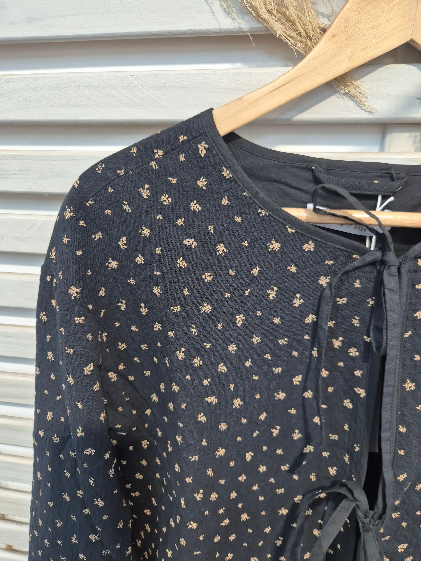 Tied Up Jacket - Falling Sprig