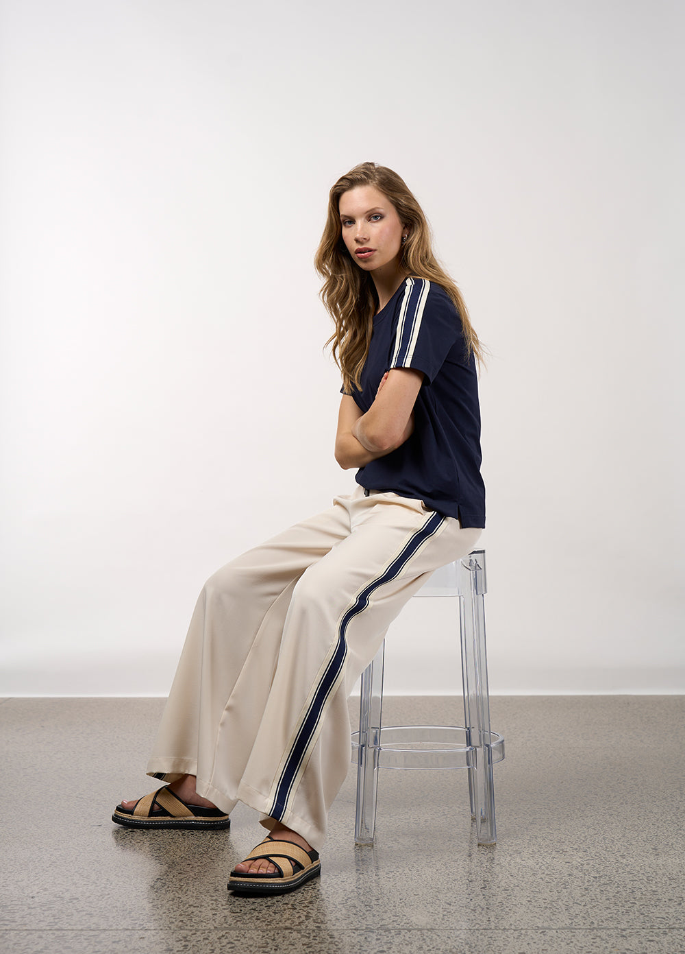 Linear Tee - Navy