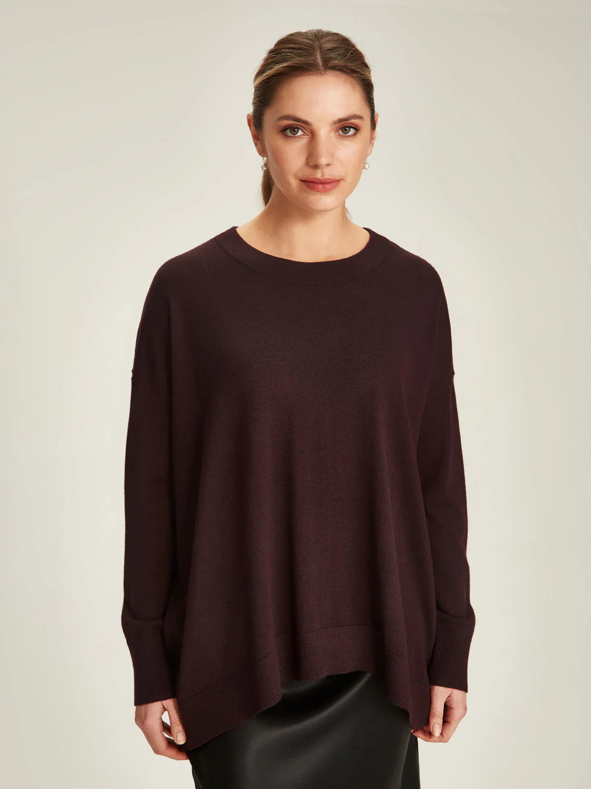 Halden Merino Weekender - Dark Cherry