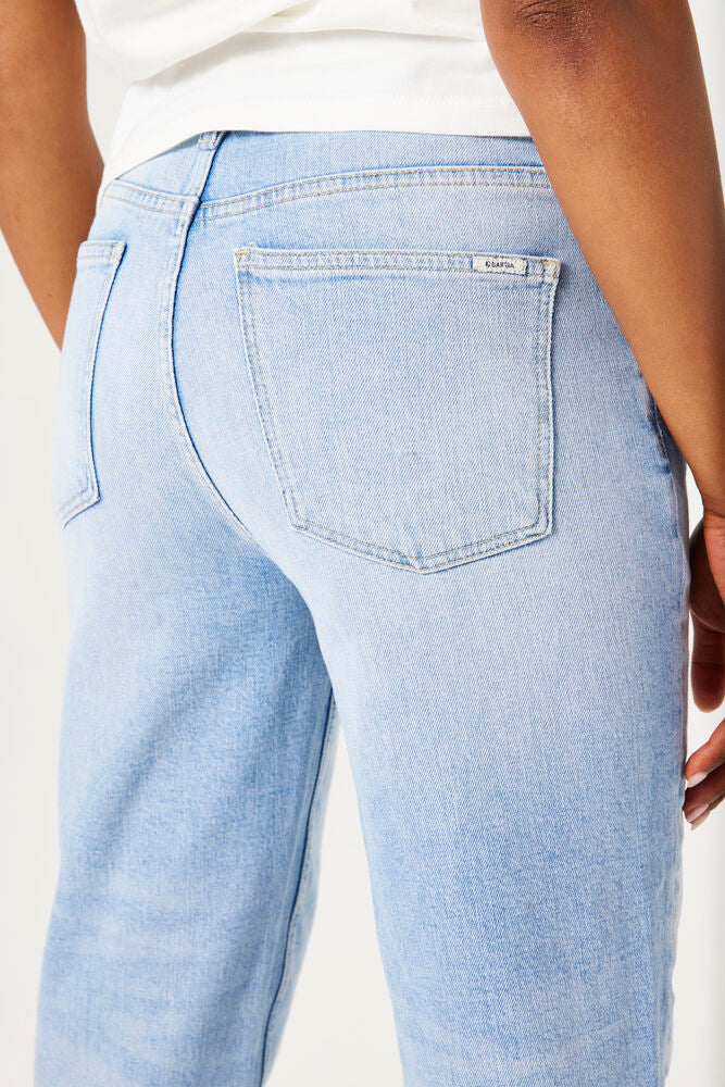 Isabella Mom Fit Jean - Light Used