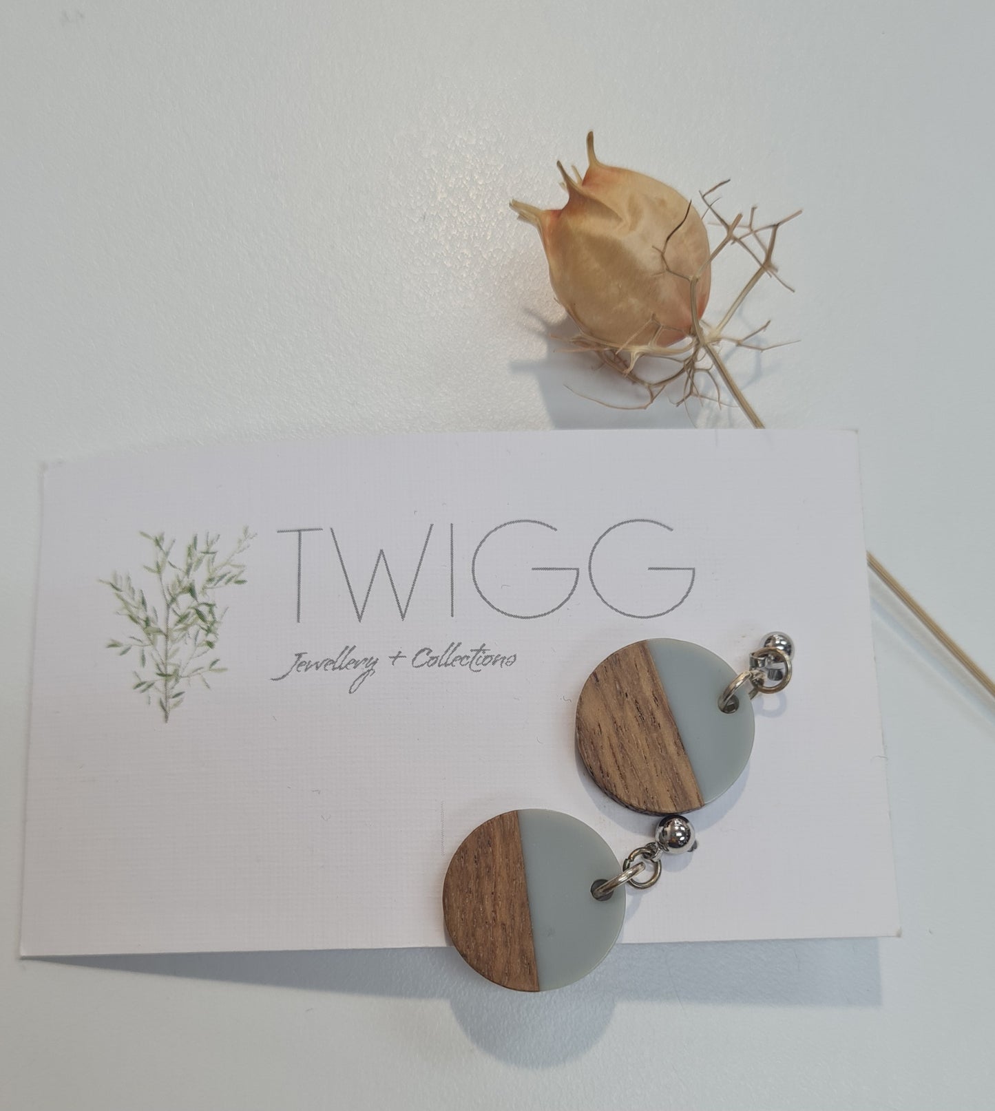 Linear Scandi Earrings - Grey