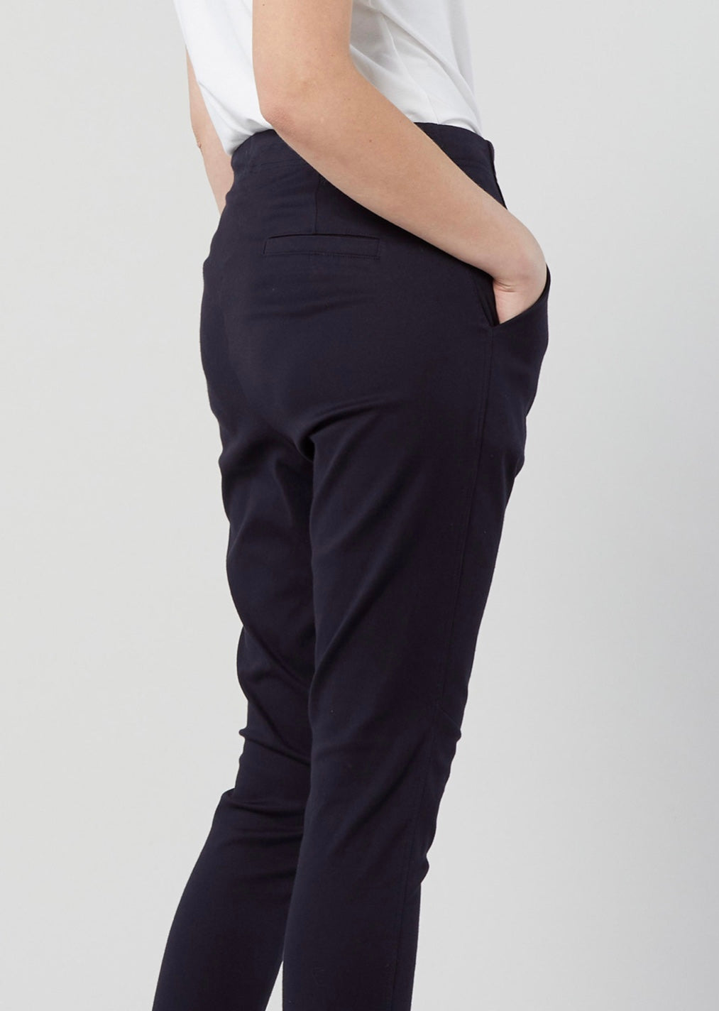 Emily Jogger - Navy