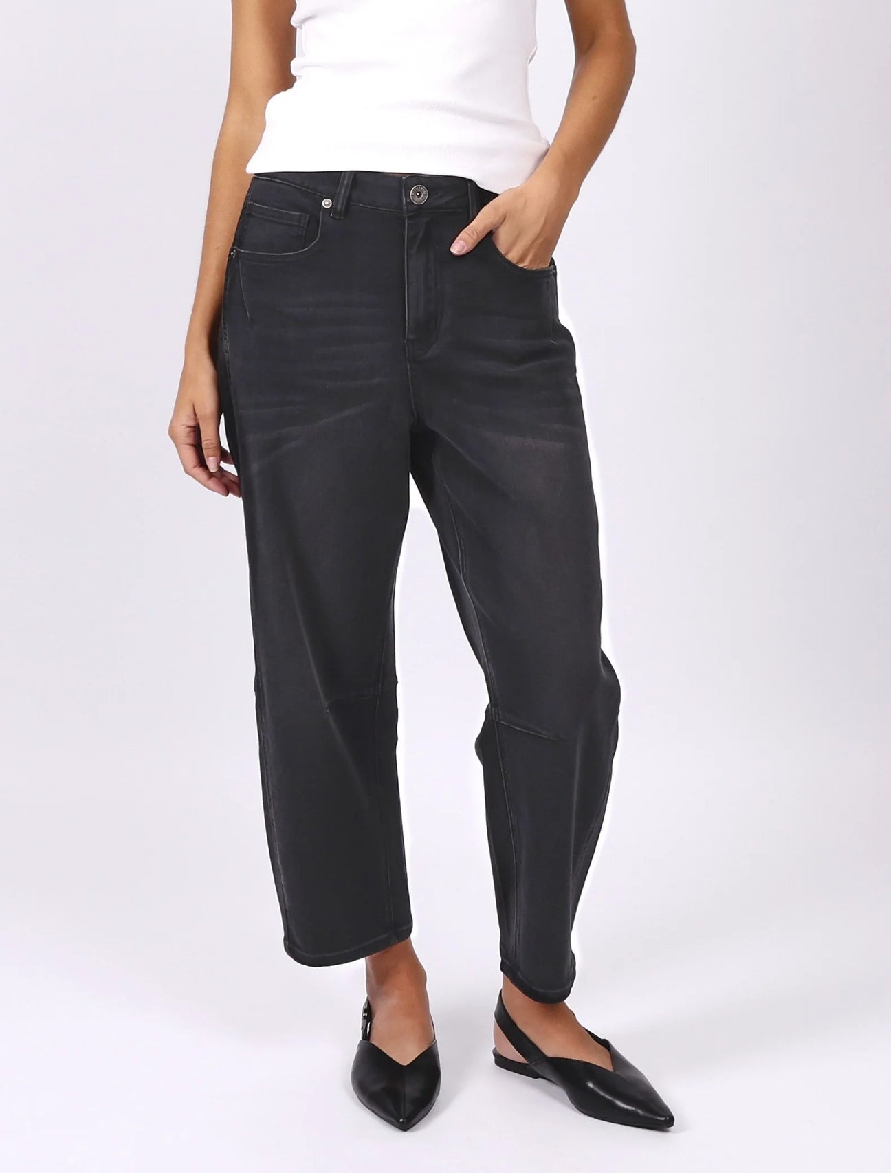 Toni Barrel Jeans - Black