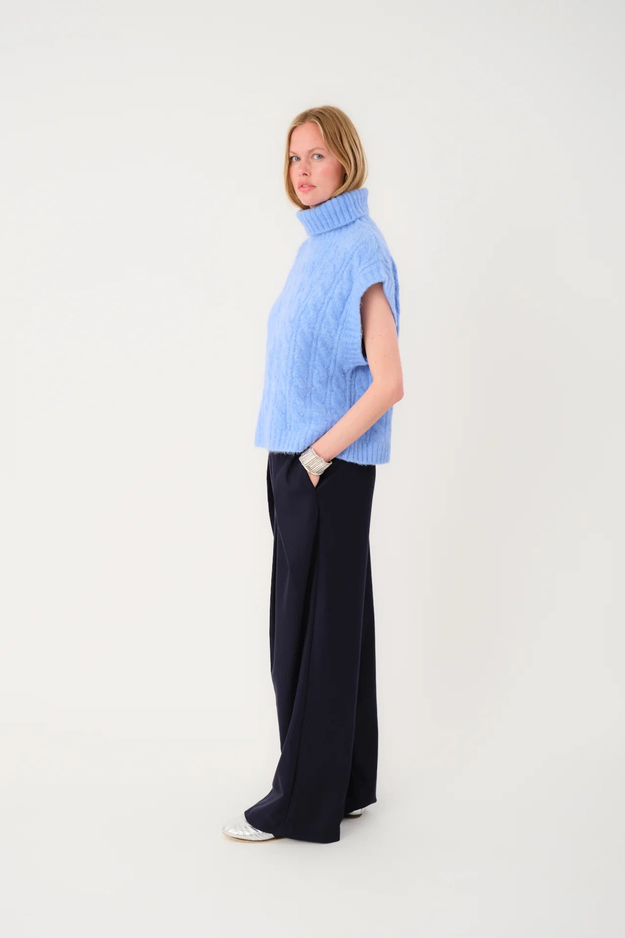 Fresno Knit Vest - Blue