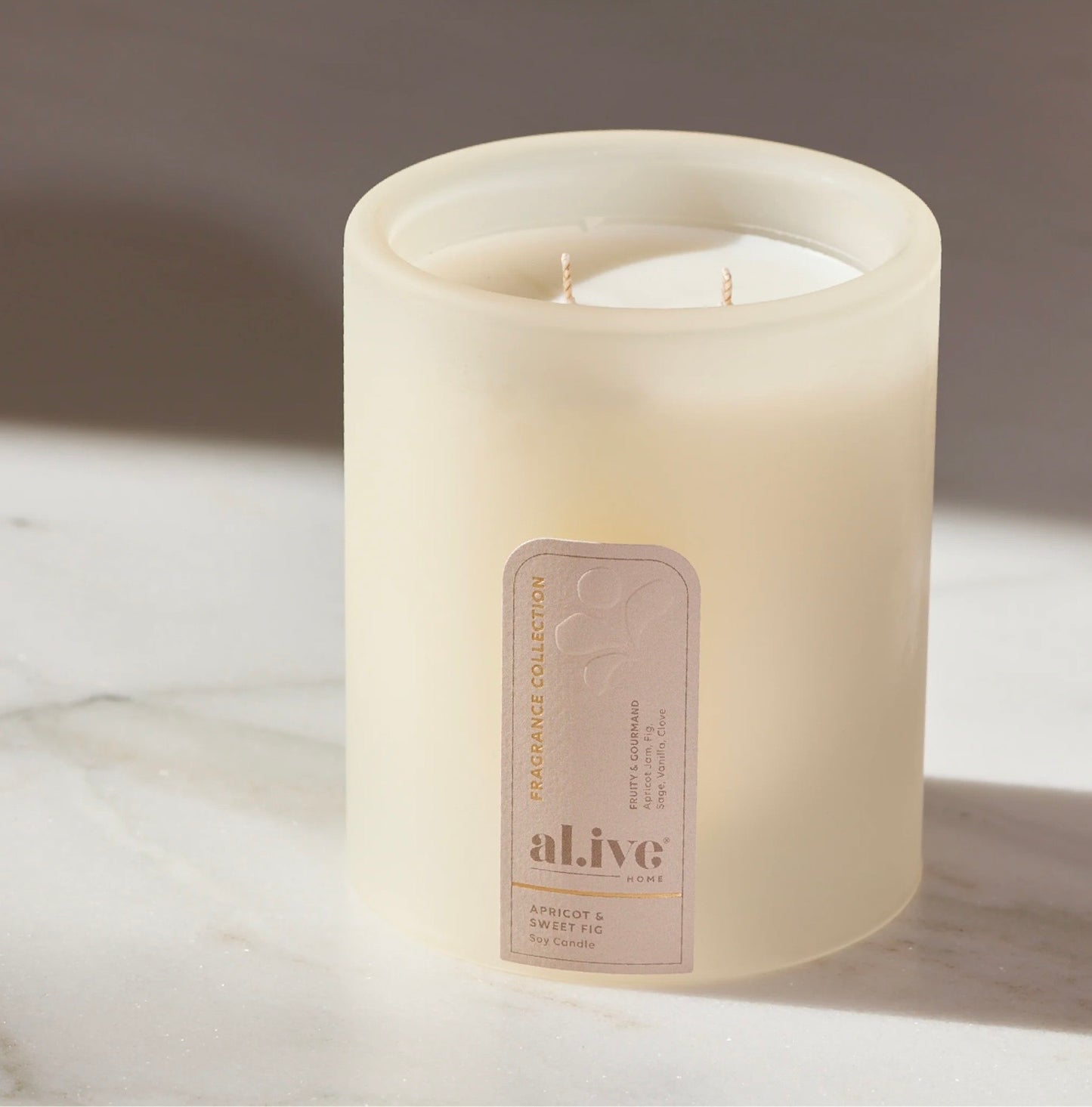 al.ive Soy Candle - Apricot & Sweet Fig