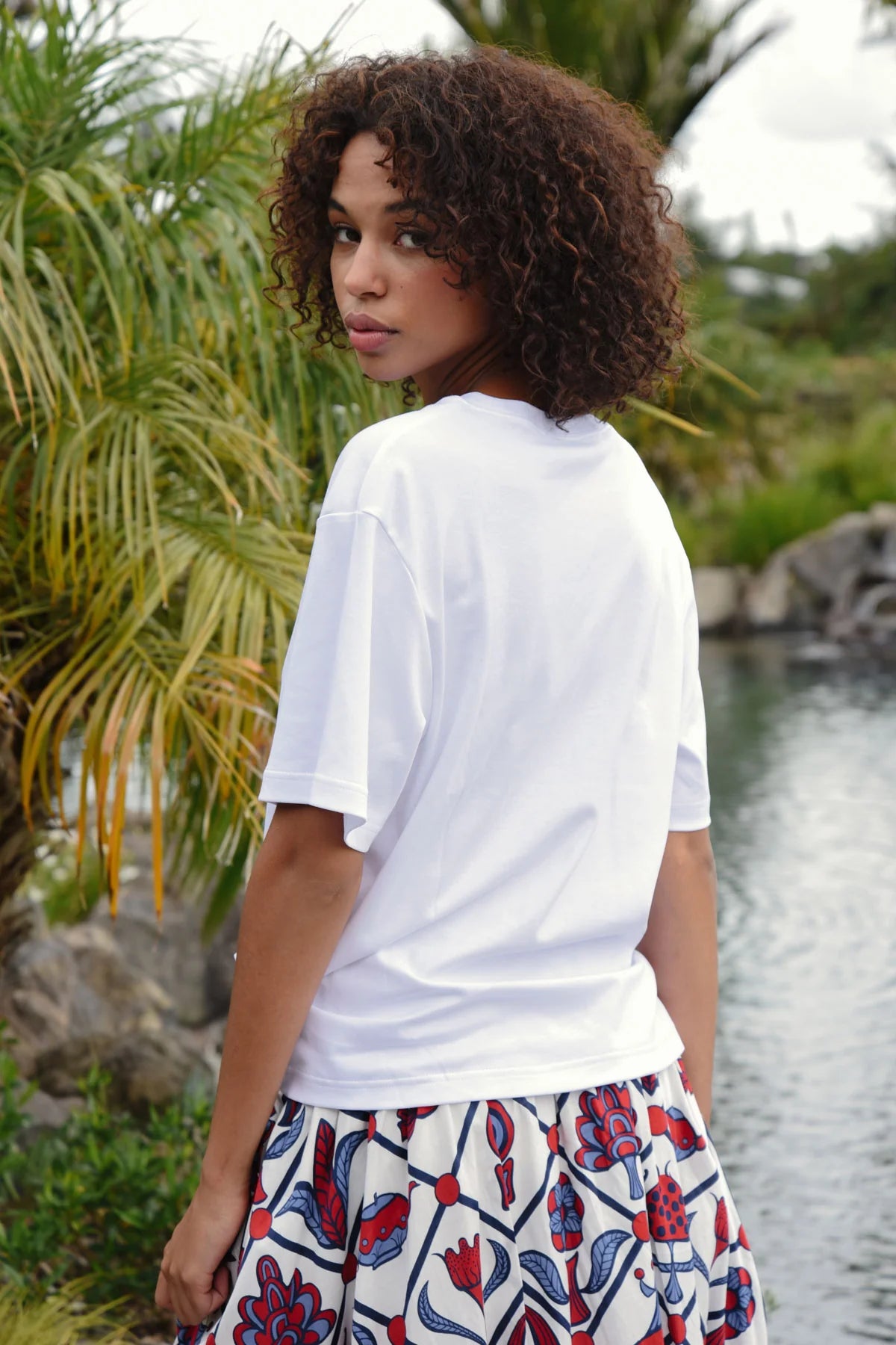Gotta Bow T-Shirt - White & Red