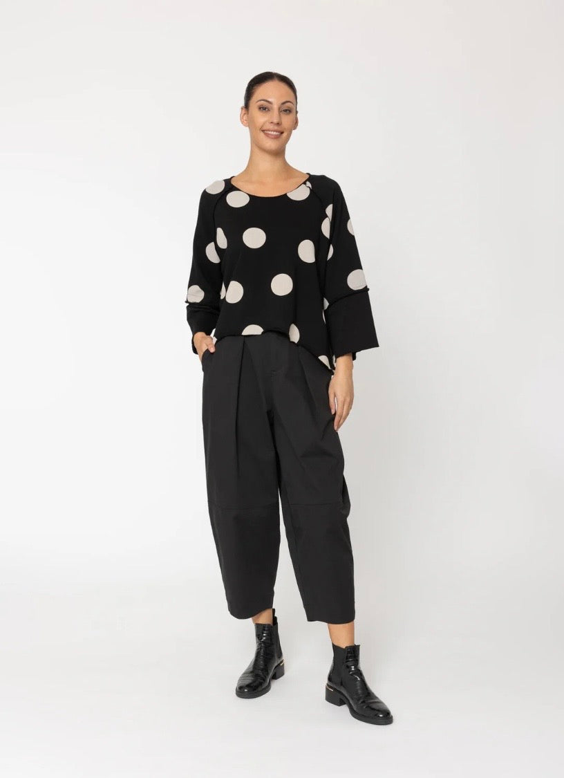 Riza Sweatshirt - Black/White