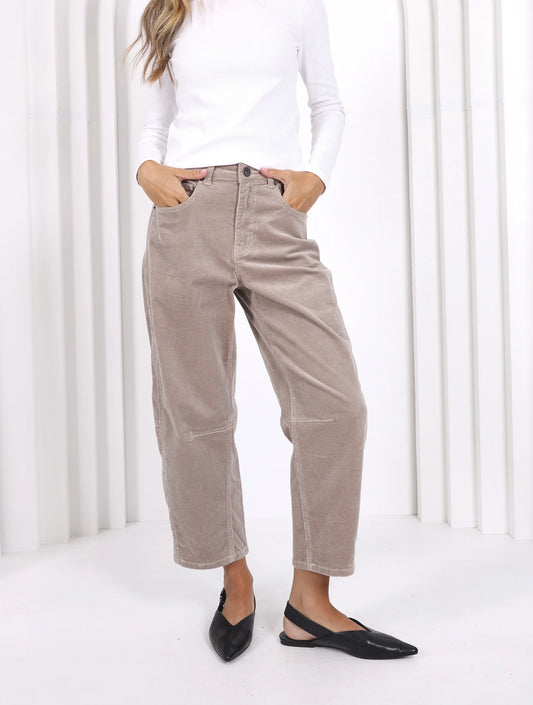 Toni Barrel Jean Corduroy - Latte