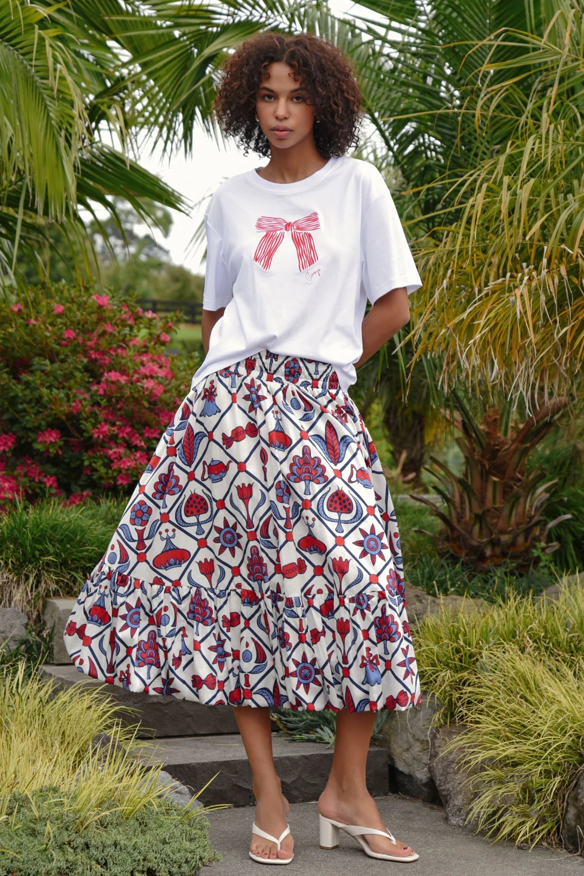 Gotta Bow T-Shirt - White & Red
