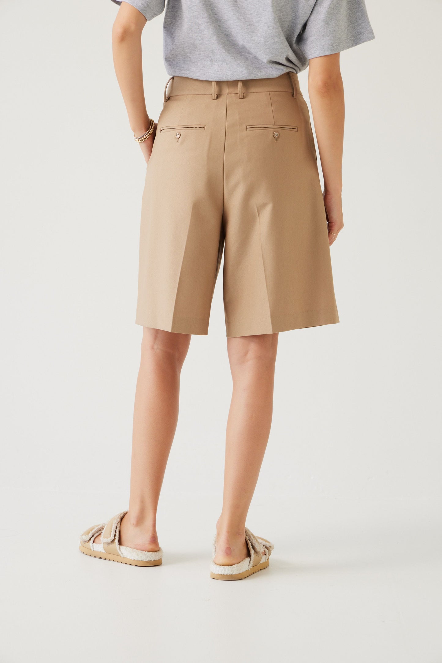 Court Shorts - Sand Beige