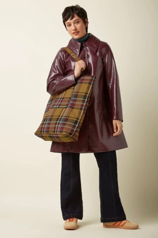 The Shopper - Carol Check