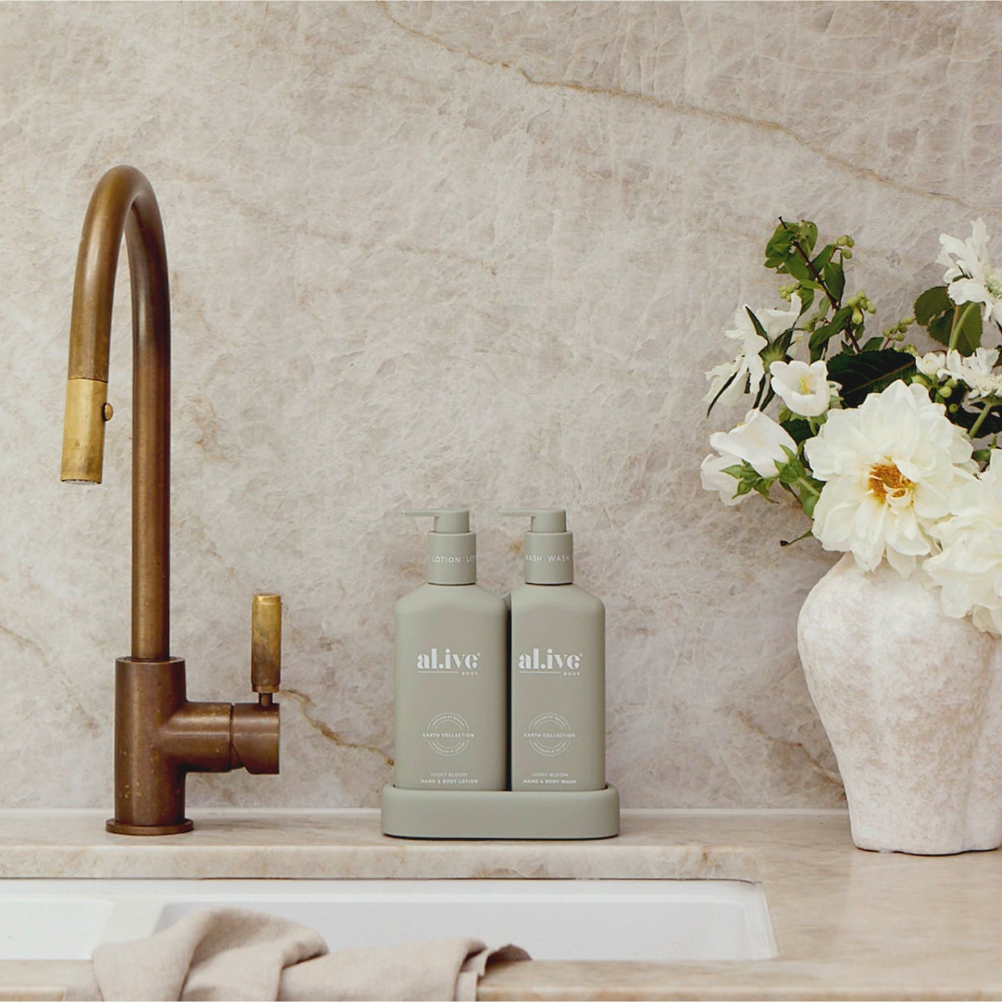 al.ive Compact Bathroom Set - Ivory Bloom