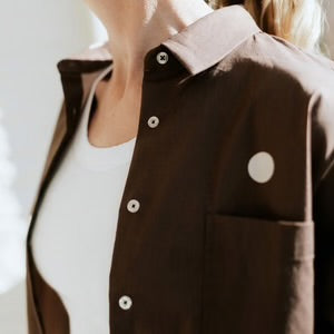 Alex Cropped Shirt - Chocolate Spot
