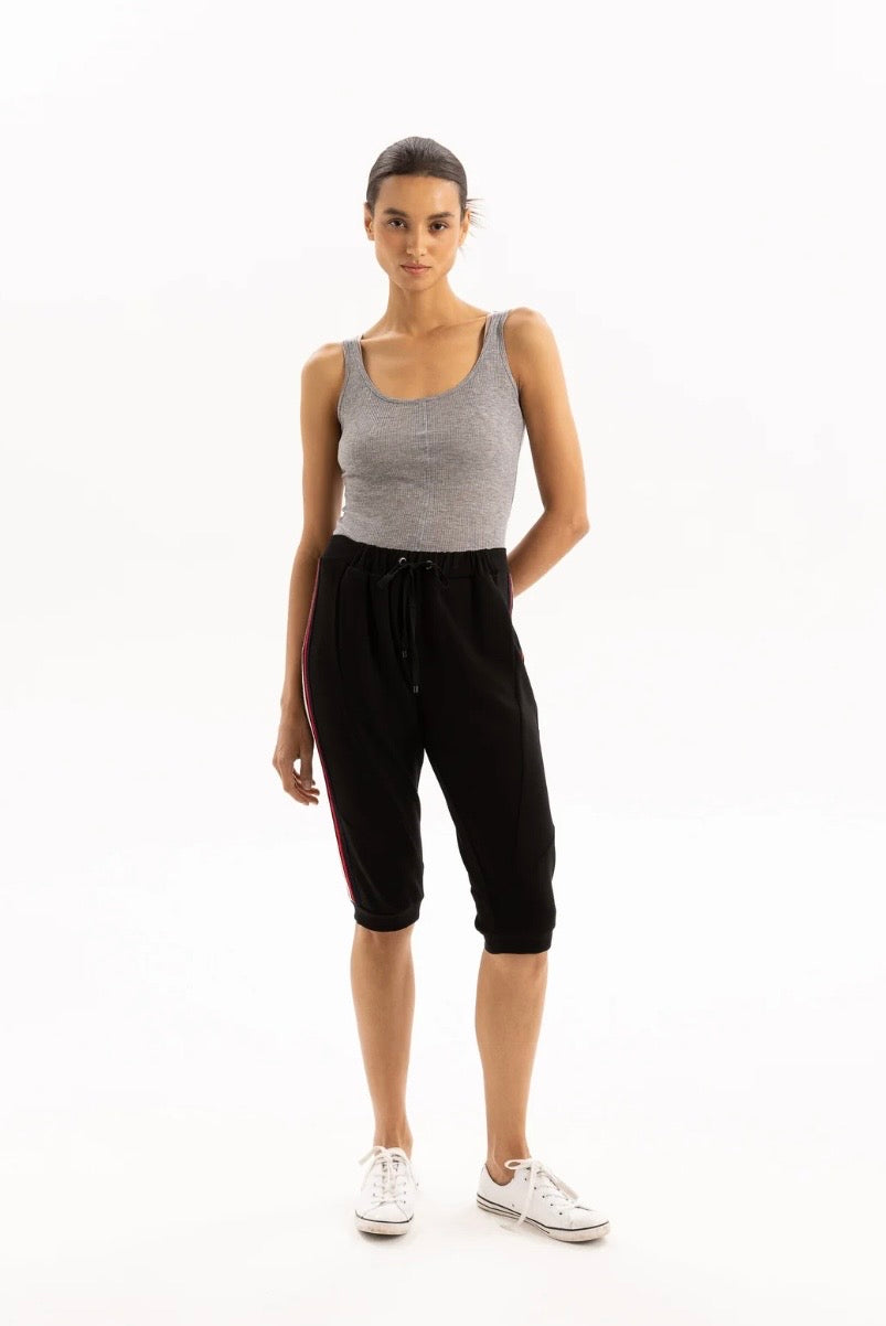 Esko Shorts - Black