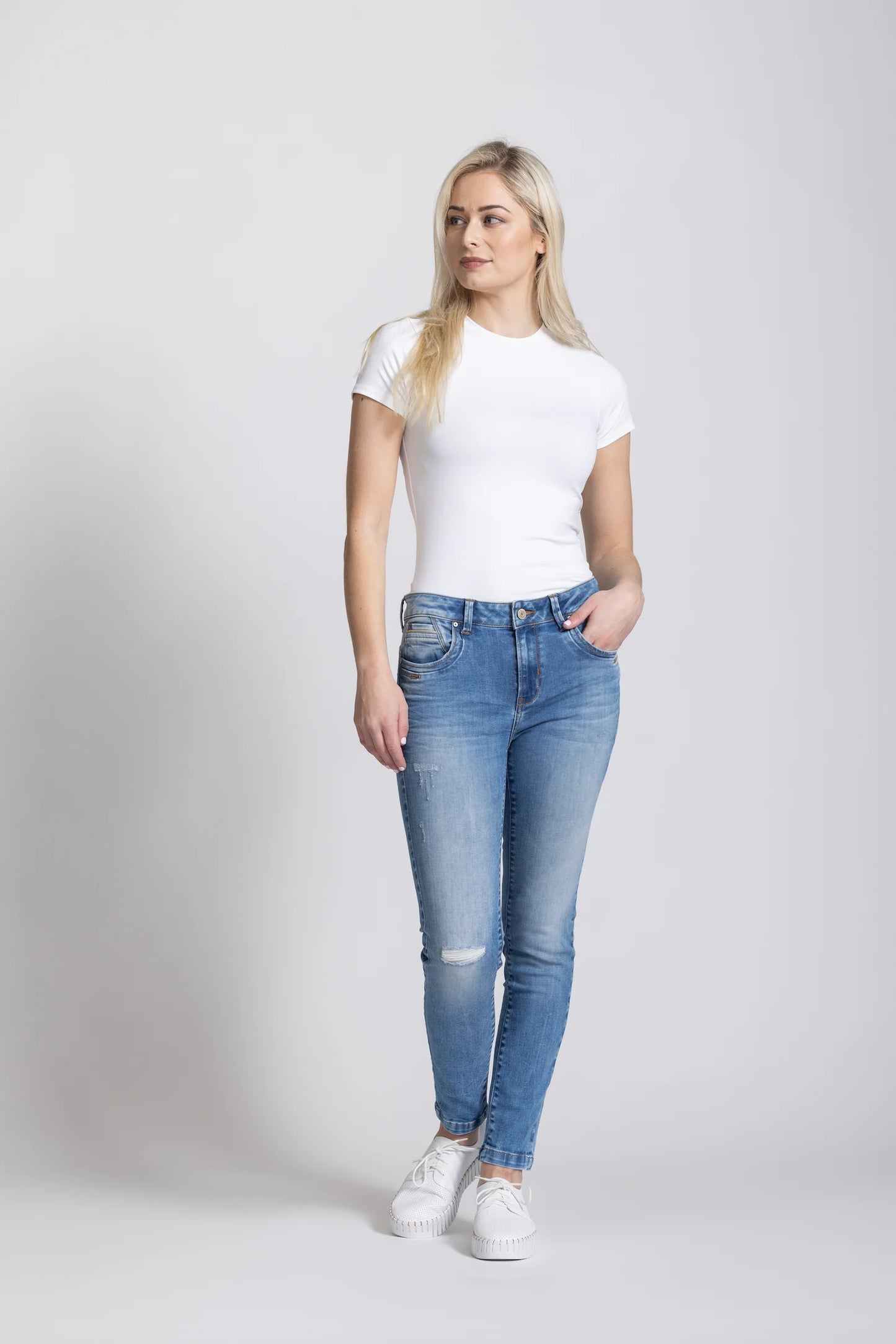 Ramona Jeans - Ritnoblue Wash