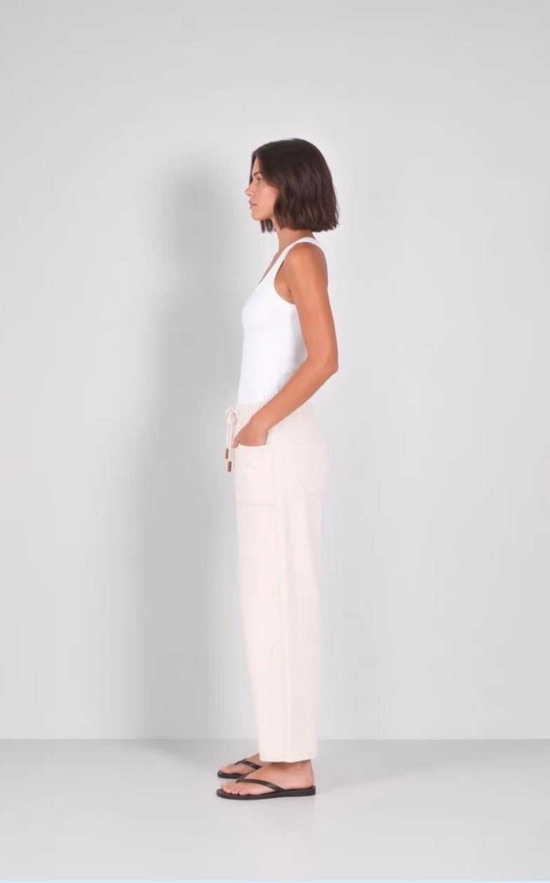 Monaco Carter Barrel Jeans - Sand