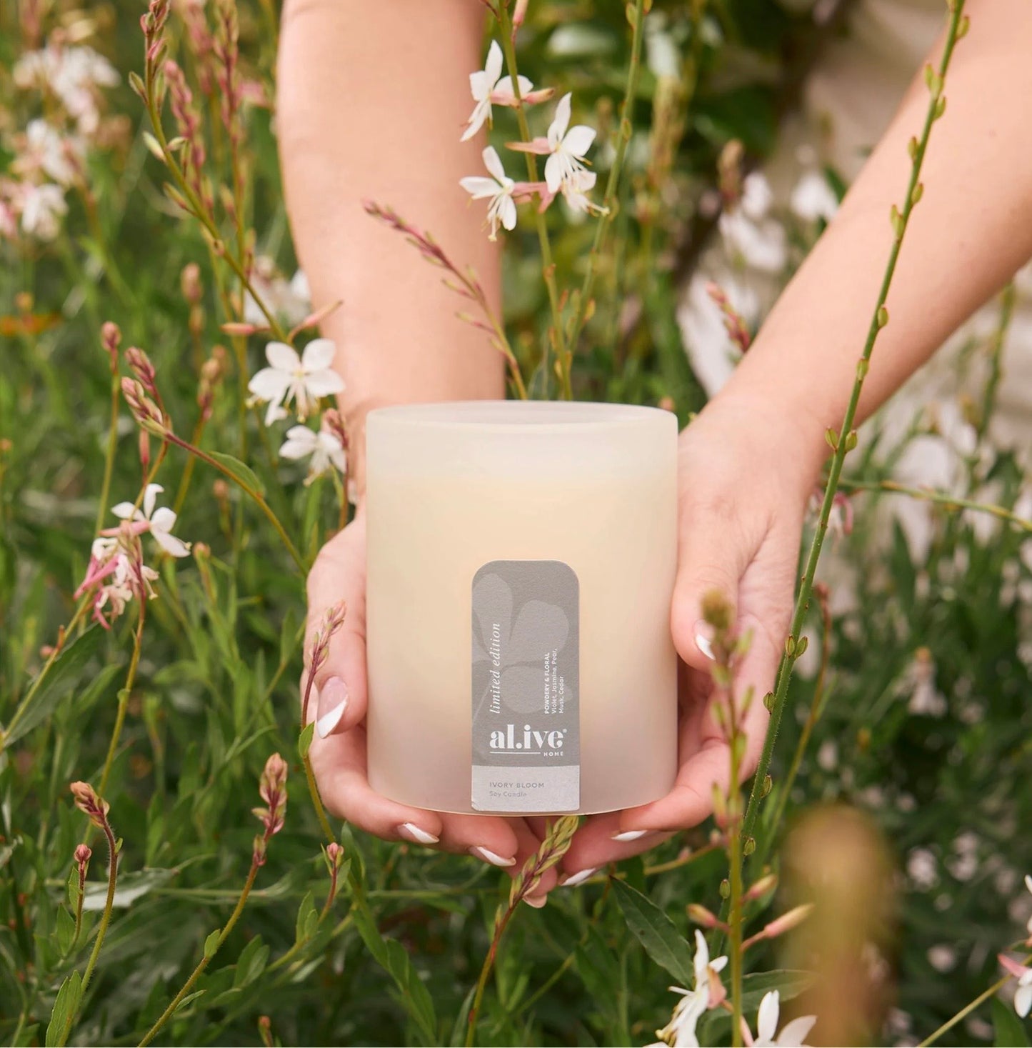 al.ive Soy Candle - Ivory Bloom