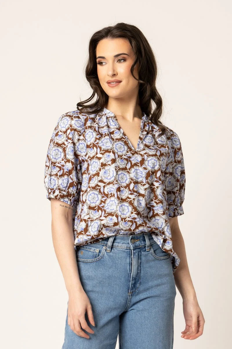 Resolute Top - Biscotti Bloom