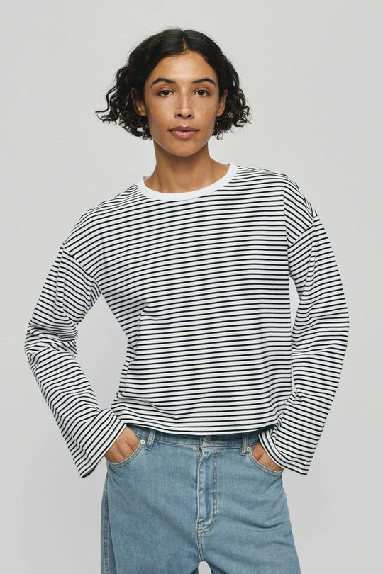 Krestiane Pullover - Egret/Black