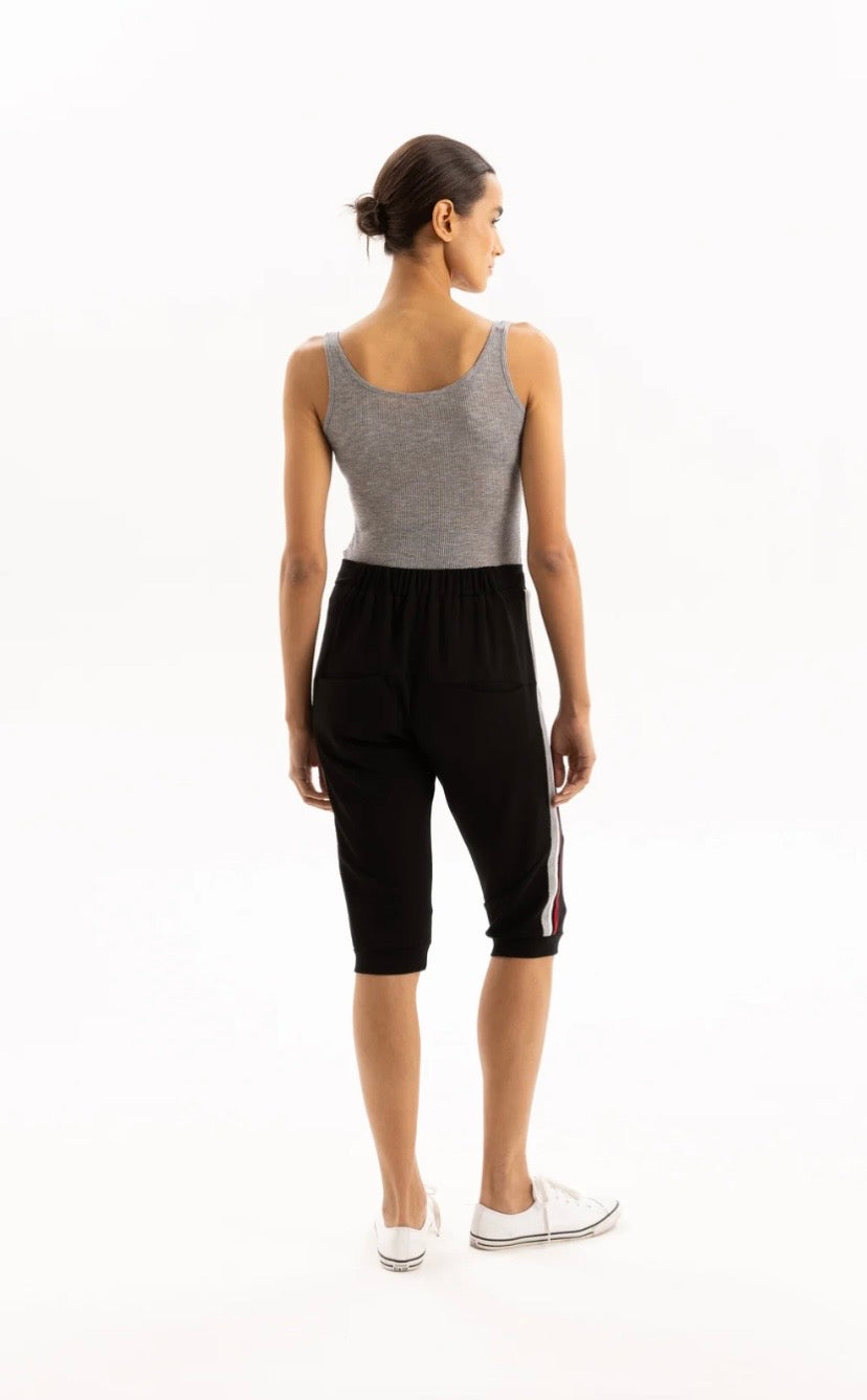 Esko Shorts - Black