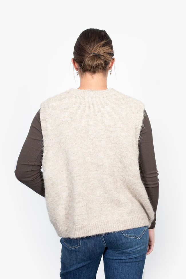 Harriet Vest - Flowers