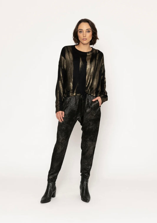 Echo Top - Black/Gold