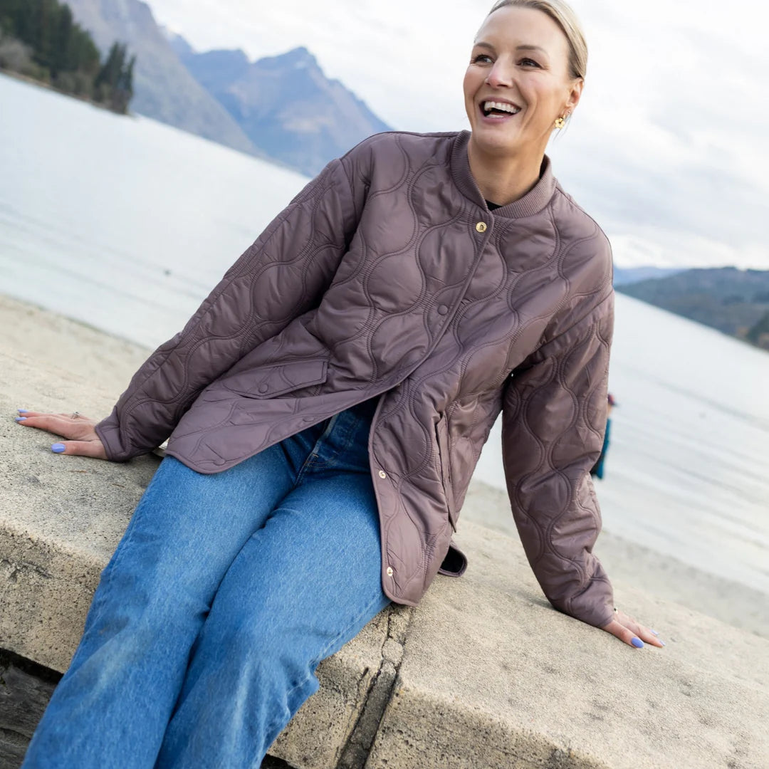 Talei Women’s Quilt Bomber - Cocoa Powder