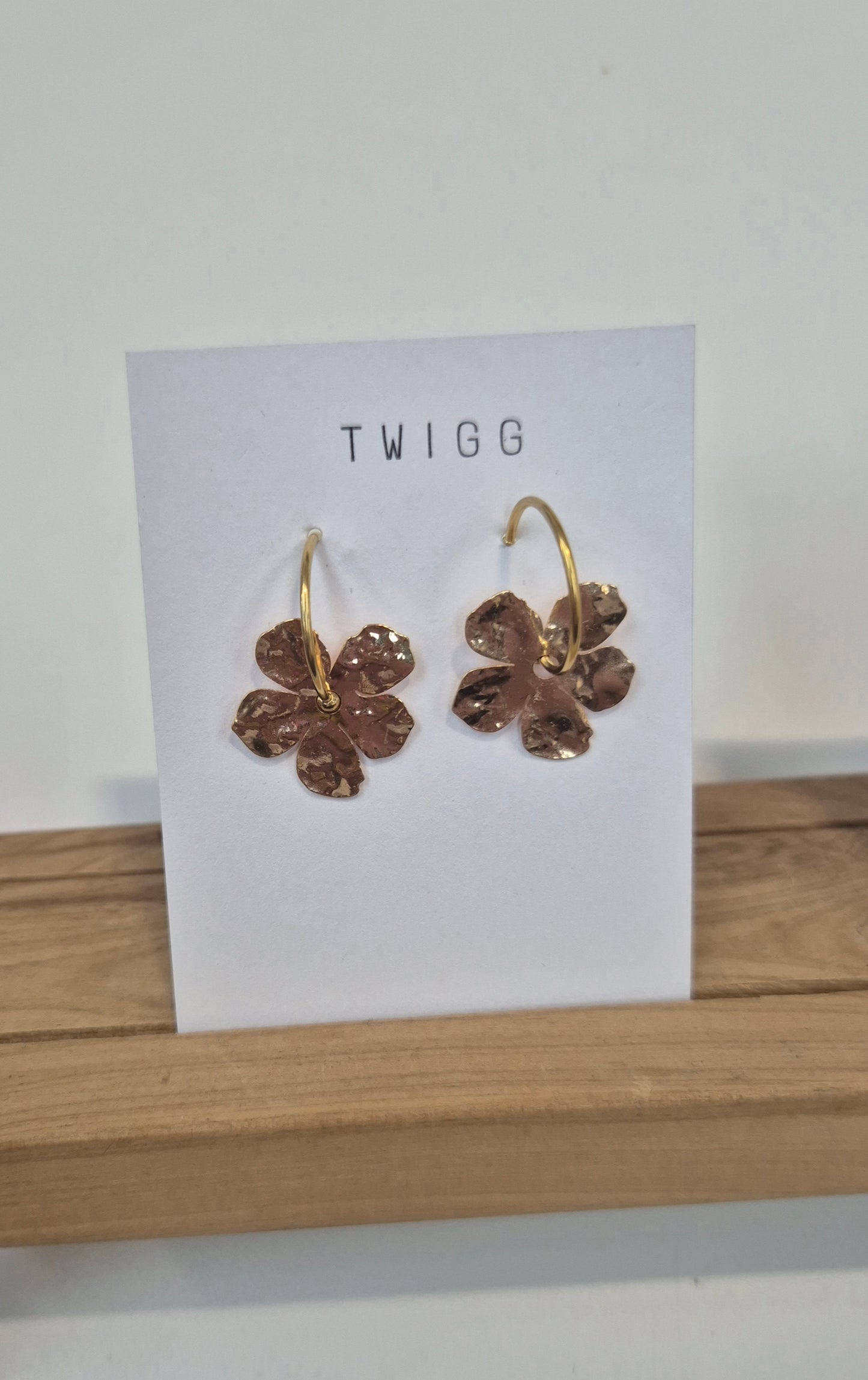 Chemistry Flower Earrings- Gold
