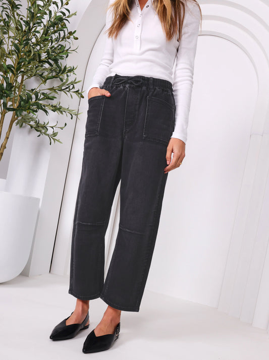 Leo Barrel Jean - Black
