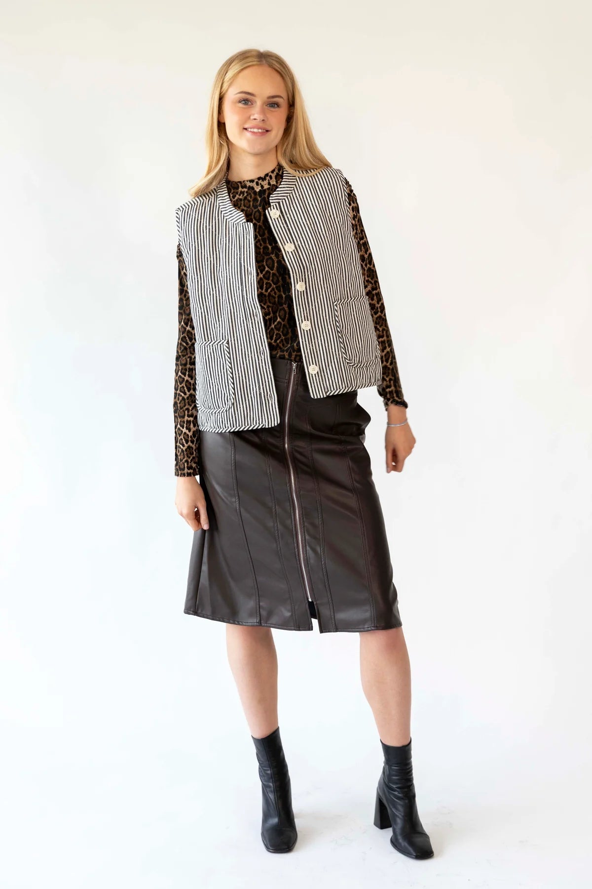 Cairo Quilted Vest - Black Stripe