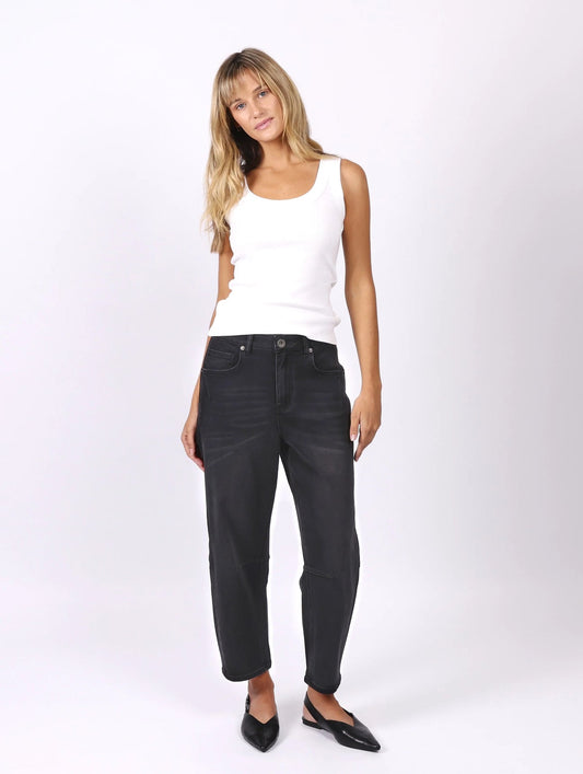 Toni Barrel Jeans - Black