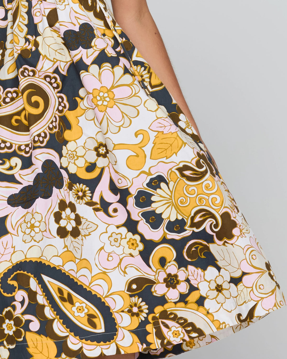 Carmen Dress - Thema